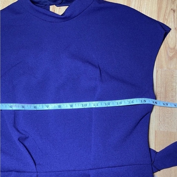 Juniors' Cap-Sleeve Mock-Neck‎ Tie-Waist Dress size-7/8 - Picture 7 of 10